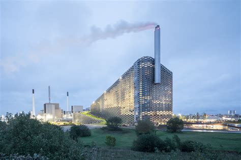 BIG Opens CopenHill Power Plant In Copenhagen With Rooftop Ski Slope In Waste To Energy
