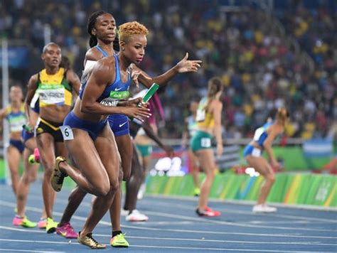 u s women cruise to gold medal in 4x400 relay