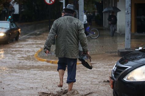 Galería Las imágenes que dejó en Santiago el intenso sistema frontal