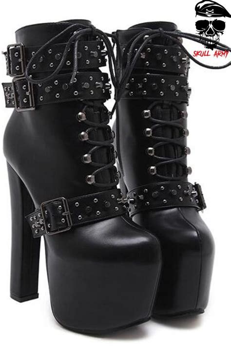 2019 Fashionable Gothic Boots With Super High Platformandrivets With