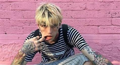 Lil Peep Wiki Emosscenegóticosraros Amino Amino