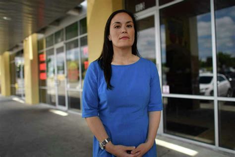 Gina Ortiz Jones Will Again Challenge Rep Will Hurd In San Antonio Based Congressional District
