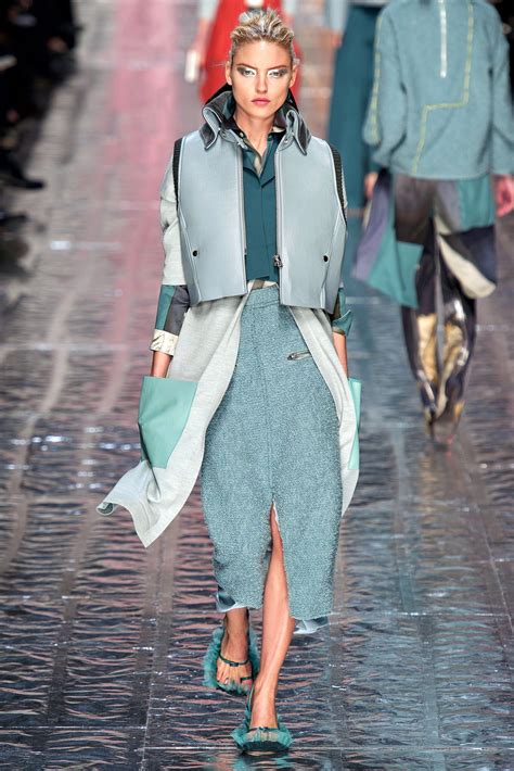 Acne Studios Fall Ready To Wear Fashion Show Martha Hunt