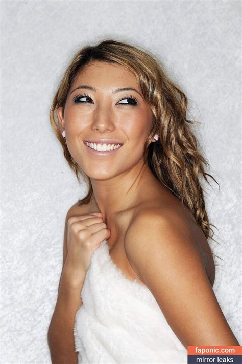 Dichen Lachman Aka Dichenlachman Aka Https Nude Leaks Faponic