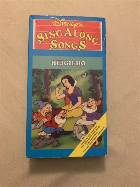 VHS DISNEYS SING Along Songs Snow White Heigh Ho VHS Tested Free