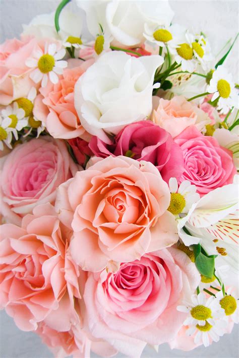 Gracias a la calidad de nuestros tipos de flores y de diseños podemos cubrir diferentes necesidades de nuestros clientes. Los ramos de primavera que más triunfan en Instagram