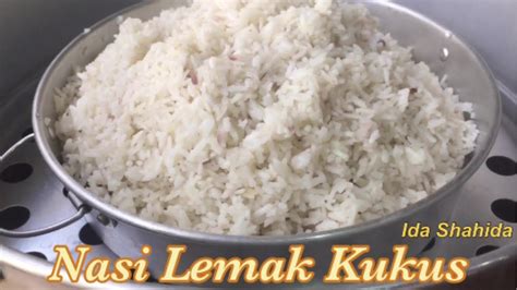 A balance of spiciness to earthiness alongside fresh seafood goodness simply made the whole serving. Nasi Lemak Kukus- Idashahida - YouTube