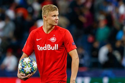 A prolific goalscorer, haaland is recognised for his pace, athleticism and strength, earning him the nickname the terminator by many of his. Erling Braut Haaland scouted by Barcelona - report - Barca ...