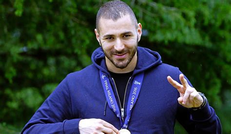 Find the perfect karim benzema stock photos and editorial news pictures from getty images. Für Benzema zählt nur Real: „Wohin sonst, wüsste ich nicht ...