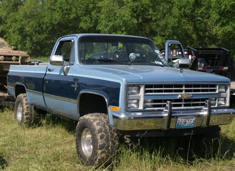 Blue Two Tone Trucks Gm Square Body 1973 1987 Gm Truck Forum