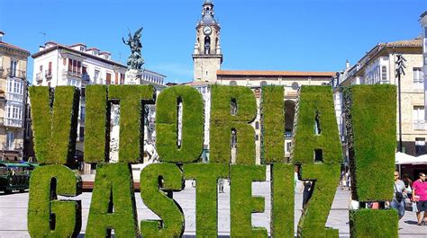 Vitoria 5 6 7 (en euskera tradicional, bittoixe y también bit(t)o(r)ixa; 10 Things You Didn't Know About Vitoria-Gasteiz, Spain