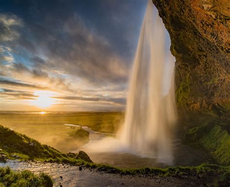 Seljalandsfoss Waterfall In Iceland During Sunset Oc 2624x2137 Of