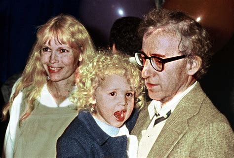 Mia Farrow Y Cómo Le Hizo La Vida Imposible A Woody Allen Chic