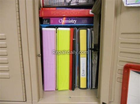 Tips On How To Properly Organize Your Locker 2024