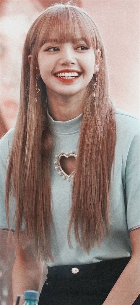 Blackpink Lisa Expression Wallpapers Download Mobcup