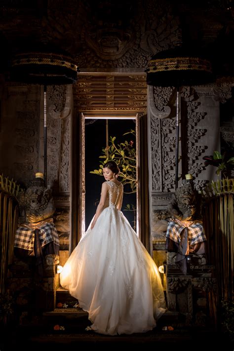 Stella York T1 6358 Ball Gown Wedding Dress With V Neckline Used