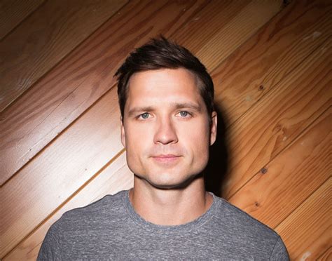 Walker Hayes Goes Viral With Tiktok Dance Party To ‘fancy Like With