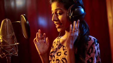 super singer priyanka song semmozhi tamil anthem best classic tamizhe தமிழே andsathyaprakash [hd