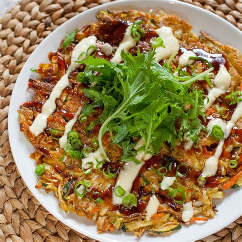 As the name implies, what goes into it and how it's prepared depends largely on your preferences. Recipe: Japanese Okonomiyaki with Dressed Mizuna & Garlic-Lemon Sauce - Blue Apron