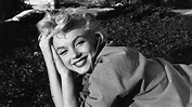 Remembering Marilyn Monroe: A life in pictures | OverSixty