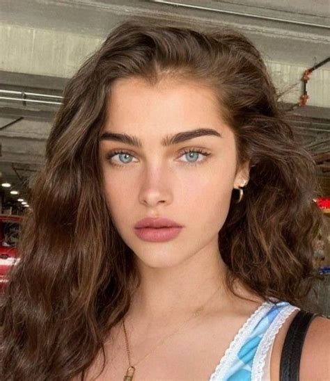 pin by haruka on inspo in 2022 beautiful girl body brown hair blue eyes model face