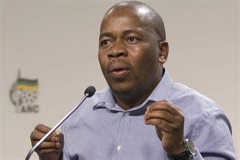Ekurhuleni mayor mzwandile masina hands over the keys and title deed to chris hani s загрузил: 'We must never have resolutions about individuals': Mzwandile Masina on ANC's step-aside rule