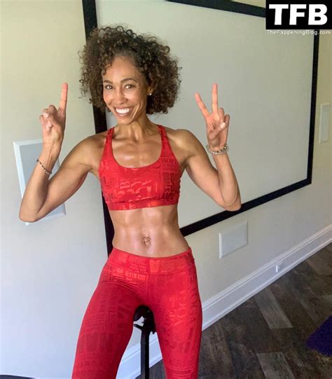 Sage Steele Sexy 6 Pics Whats Fappened💦