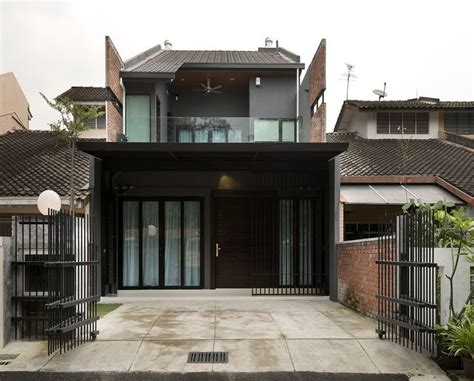 Modern Contemporary Transformation To A Single Storey Terrace House In