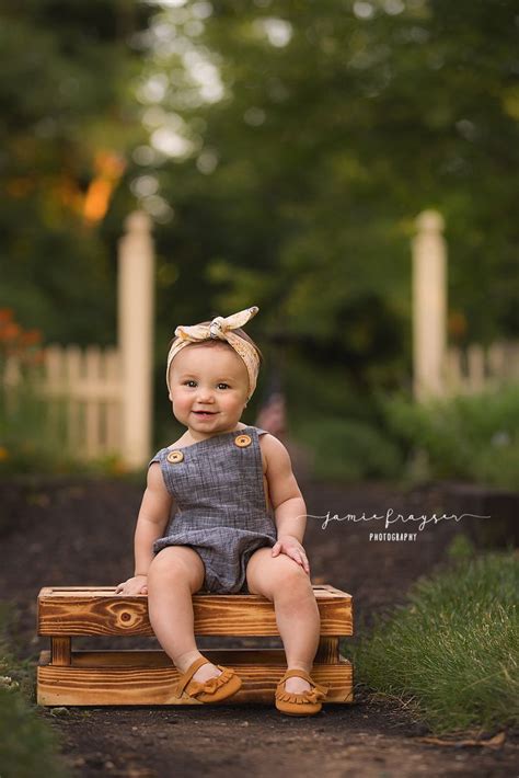7 Month Old Photoshoot Ideas Romper Headwrap Baby Girl Photography