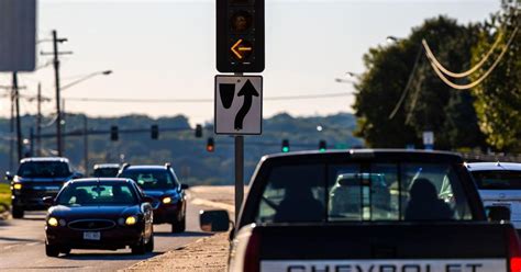8 Omaha Intersections Could Lose Traffic Lights Residents Raise Safety