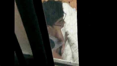 Hai em trai nứng cặc đụ nhau trong phòng gym Chinese Gays Online