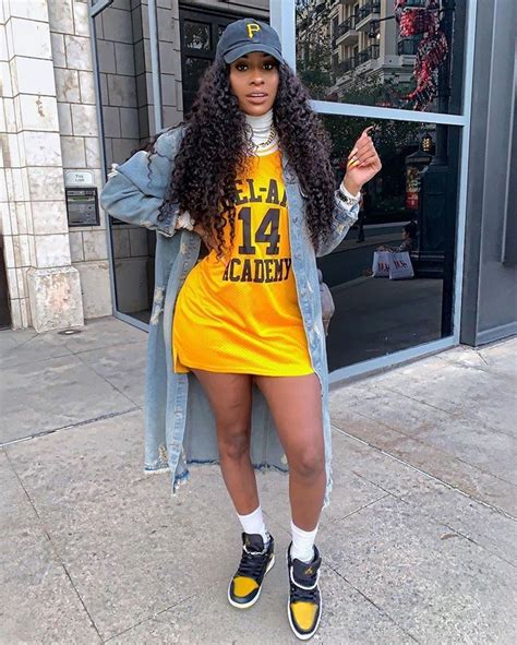 𝐢𝐧𝐬𝐭𝐚𝐠𝐫𝐚𝐦 𝐬𝐥𝐢𝐦𝐞𝐝𝐮𝐨𝐮𝐭 𝐩𝐦 𝐟𝐨𝐫 𝐩𝐫𝐨𝐦𝐨 🧚🏾‍♀️ trend in 2020 black girl outfits fashion cute