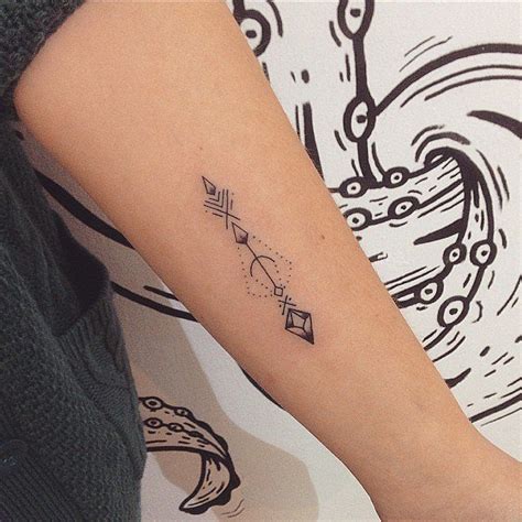 35 Real Girl Arrow Tattoo Ideas To Aim For When We Spotted Sarah Hyland With Her Newly Inked
