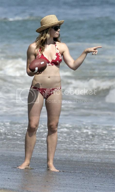 Celebrity Paparazzi Bikini Jessica Biel