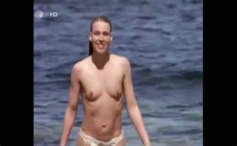 Kerstin Draeger Breasts Bikini Scene In Rosamunde Pilcher Aznude
