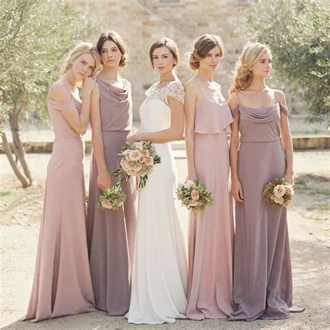 How To Choose Bridesmaid Dresses That Everyone Will Love What It Is