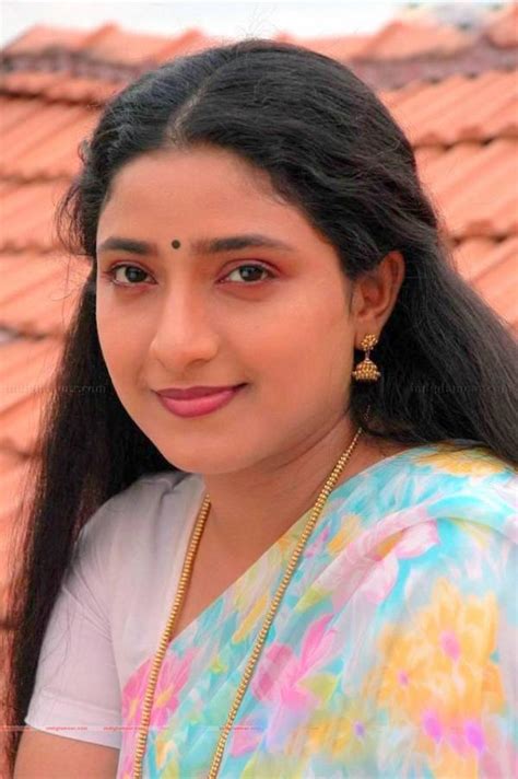 Praveena Malayalam Tv Actress Veethi