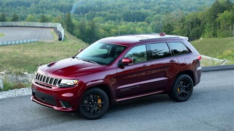 2018 Jeep Grand Cherokee Trackhawk Design In Red Youtube