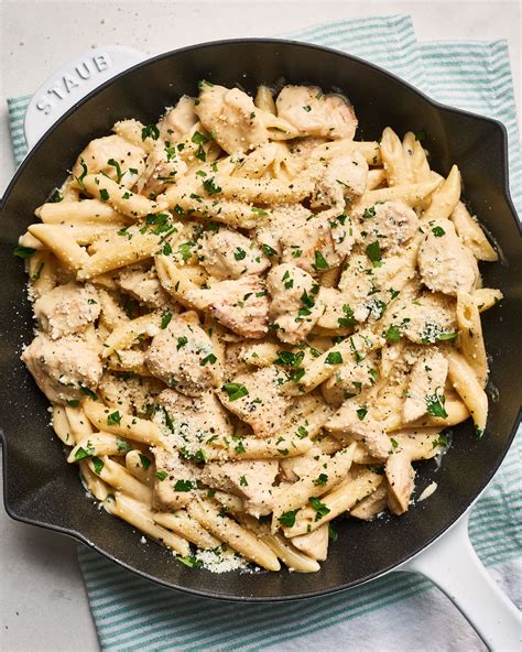 Recipe One Skillet Chicken Alfredo Pasta Kitchn