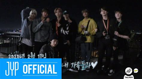Rather than individuals surviving to become a team, the trainees would be working towards the goal of debuting altogether. Stray Kids : SKZ-TALKER GO! Season 2 (슼즈토커 고! 시즌 2) Ep ...