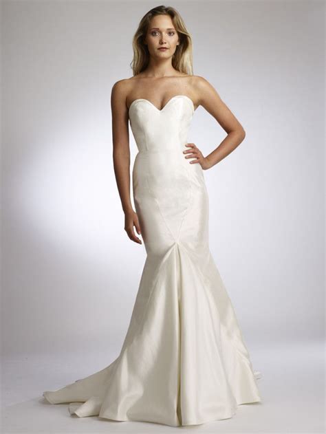 Silk Shantung Trumpet Gown With Sweetheart Neckline And Architectural