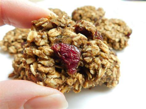 There are the classics like oat meal and raisin, chocolate chip and sugar cookie. Healthy oatmeal cookies | Recipe | Healthy oatmeal cookies, Healthy oatmeal, Weight watcher cookies