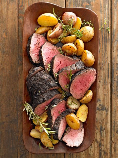 They sell both a choice and prime tenderloin. Beef Tenderloin Side Dishes Christmas / Slow Roast Beef Recipe Bon Appetit - What is the best ...