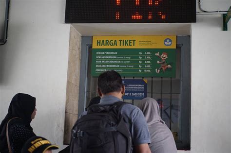 Pintu masuknya didesain mirip benteng zaman kerajaan kuno. Museum Benteng Vredeburg Yogyakarta | Seputar Wisata