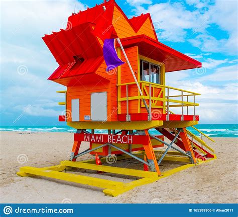 Red And Oranfge Lifeguard Hut In World Famous Miami Beach Stock Photo