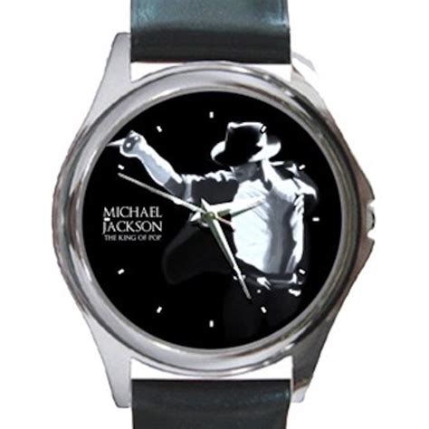 Michael Jackson The King Of Pop Unisex Round Silver Metal Watch