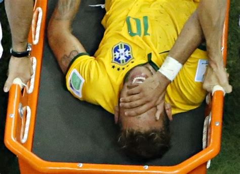 Neymar Injury Update Fractured Vertebra Knocks Brazil Striker Out Of