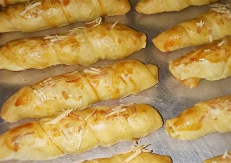 Check spelling or type a new query. Resep Cheese roll (kulit bolen) oleh Sari - Cookpad