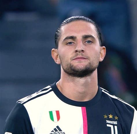 Born 3 april 1995) is a french professional footballer who plays as a central midfielder for serie a club juventus and the france. Rabiot: "La Juventus mi ha fatto crescere. Mi sento un ...