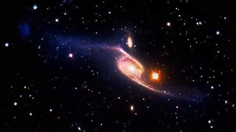 Descubren La Mayor Galaxia Espiral Del Universo